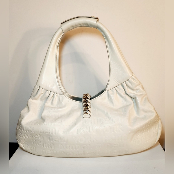 Henri bendel logo embossed ivory off-white hobo shoulder bag - Picture 2 of 7